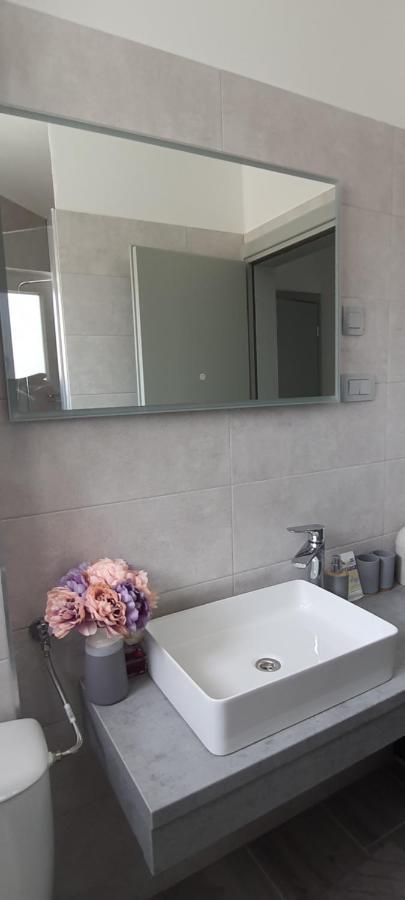 Apartmani Fenestra Tesla I Faust Otočac Dış mekan fotoğraf